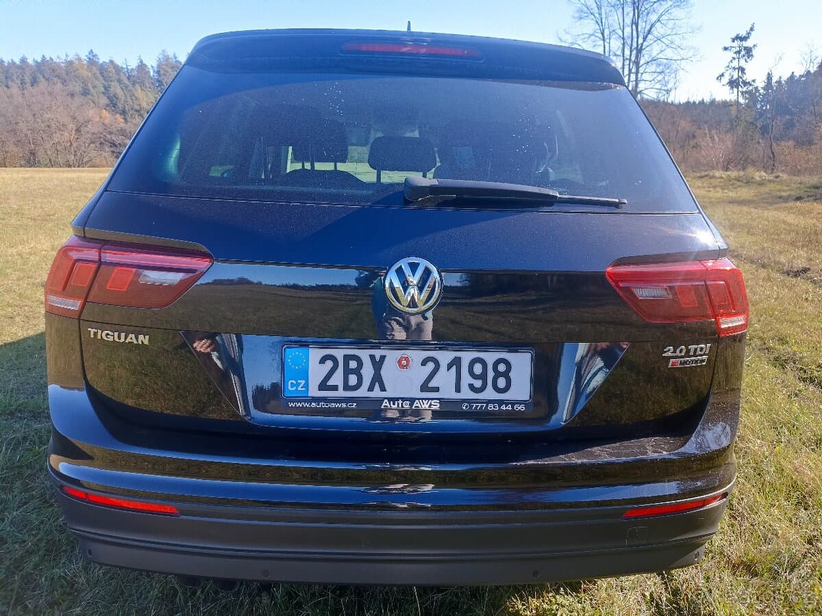 2017 Volkswagen TIGUAN - 4