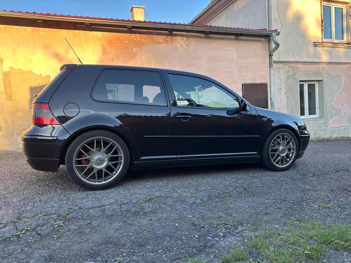 2001 Volkswagen GOLF - 4