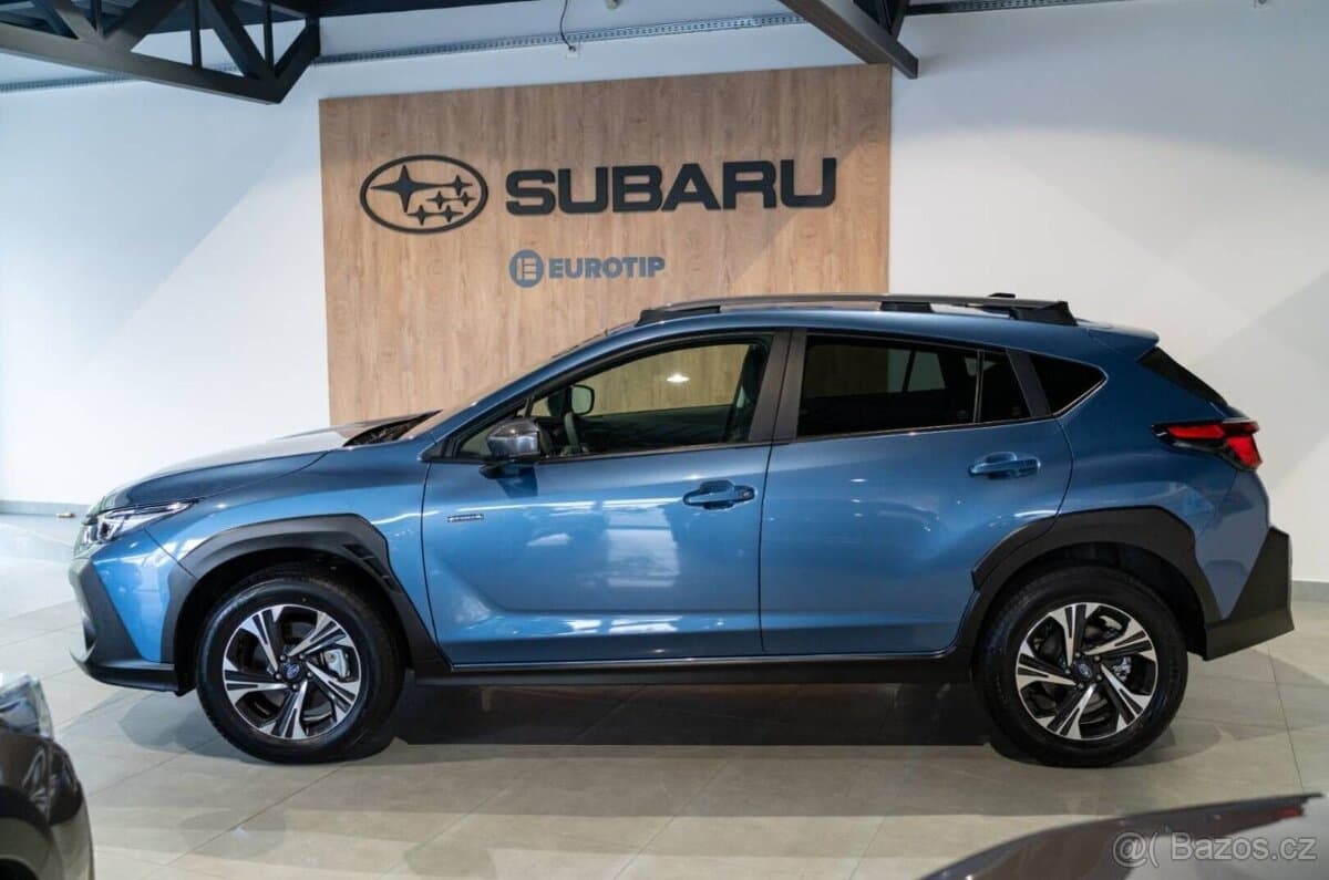 2025 Subaru CROSSTREK - 4