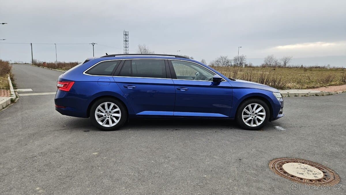 2020 Škoda SUPERB - 4