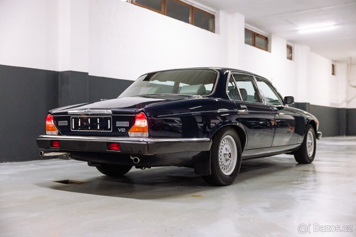 1988 Jaguar XJ - 4