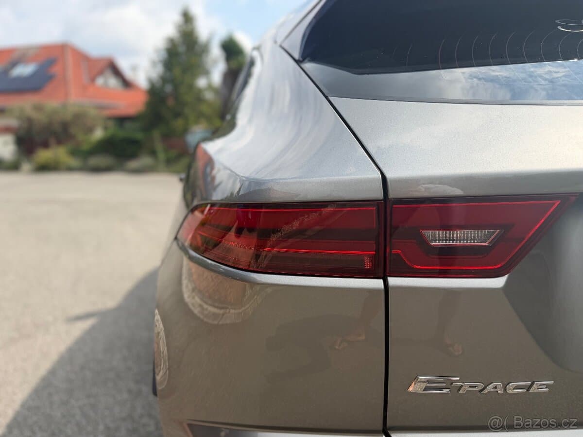 2018 Jaguar E-PACE - 4
