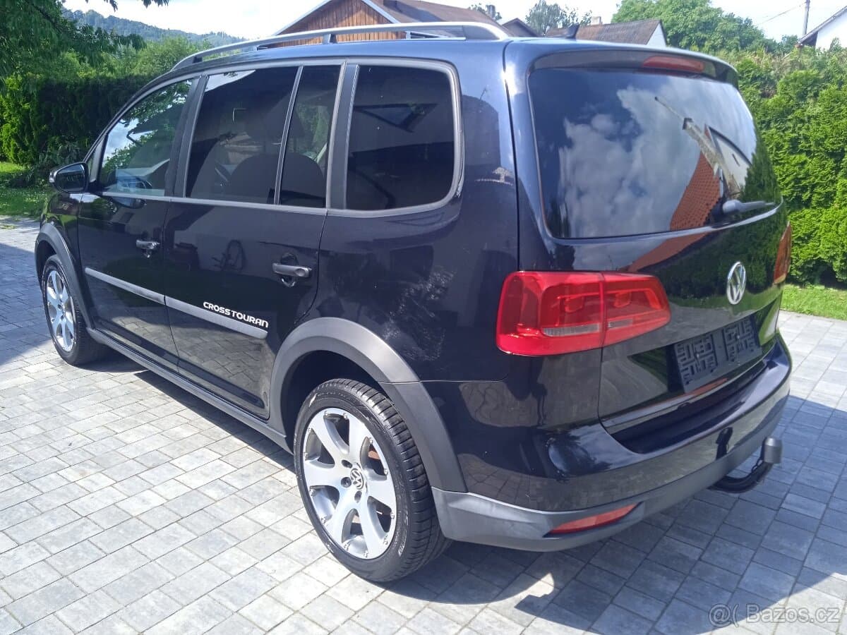 2011 Volkswagen TOURAN - 4