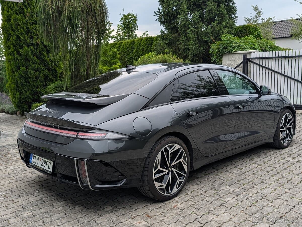 2023 Hyundai IONIQ 6 - 4