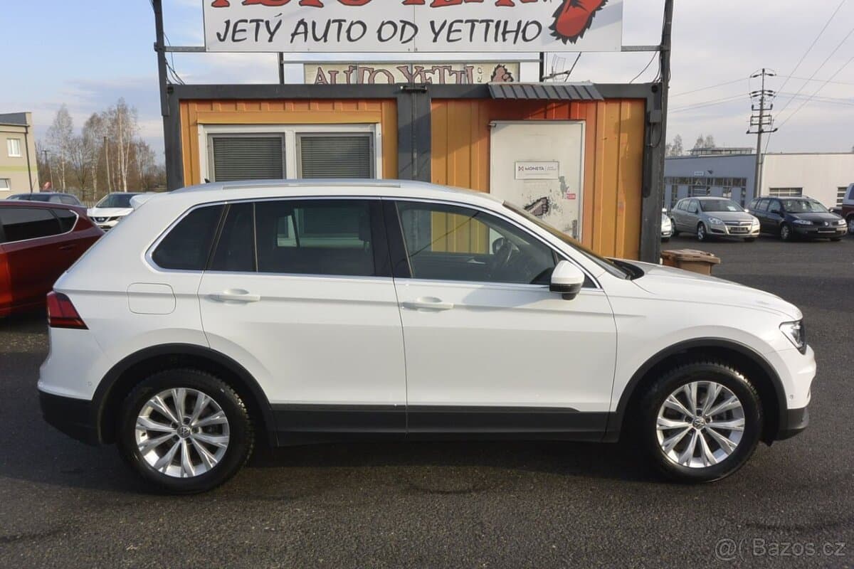 2017 Volkswagen TIGUAN - 4
