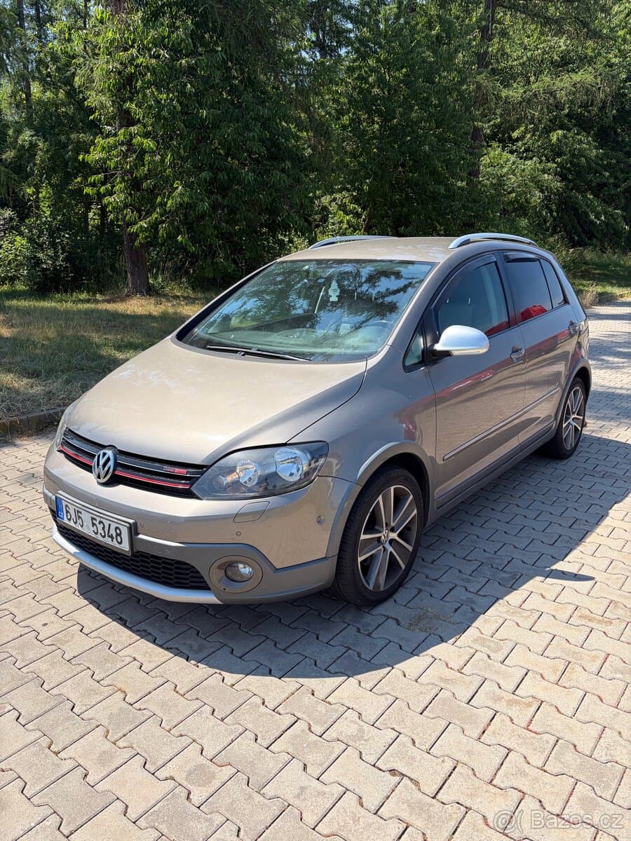 2010 Volkswagen GOLF - 4
