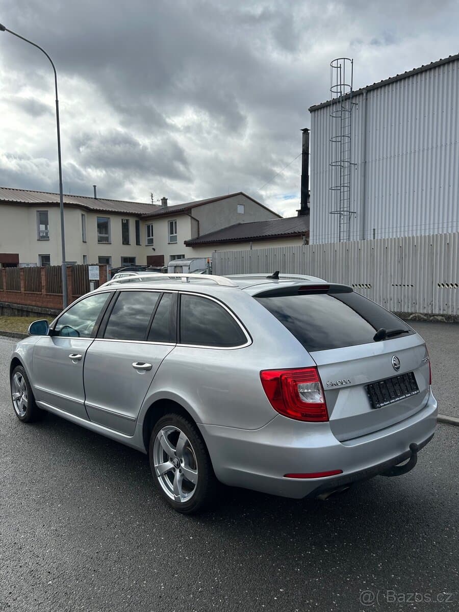 2014 Škoda SUPERB - 4