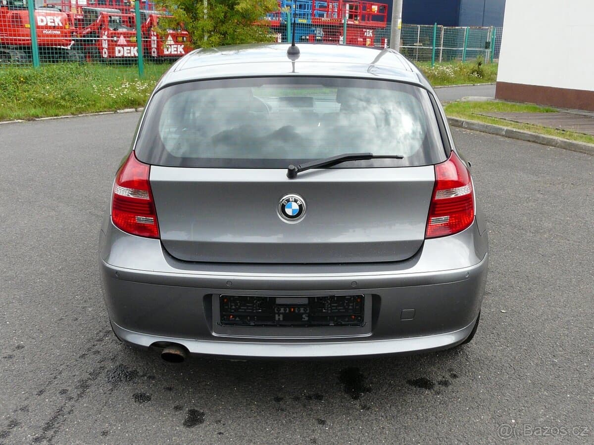 2011 BMW 1-SERIES - 4