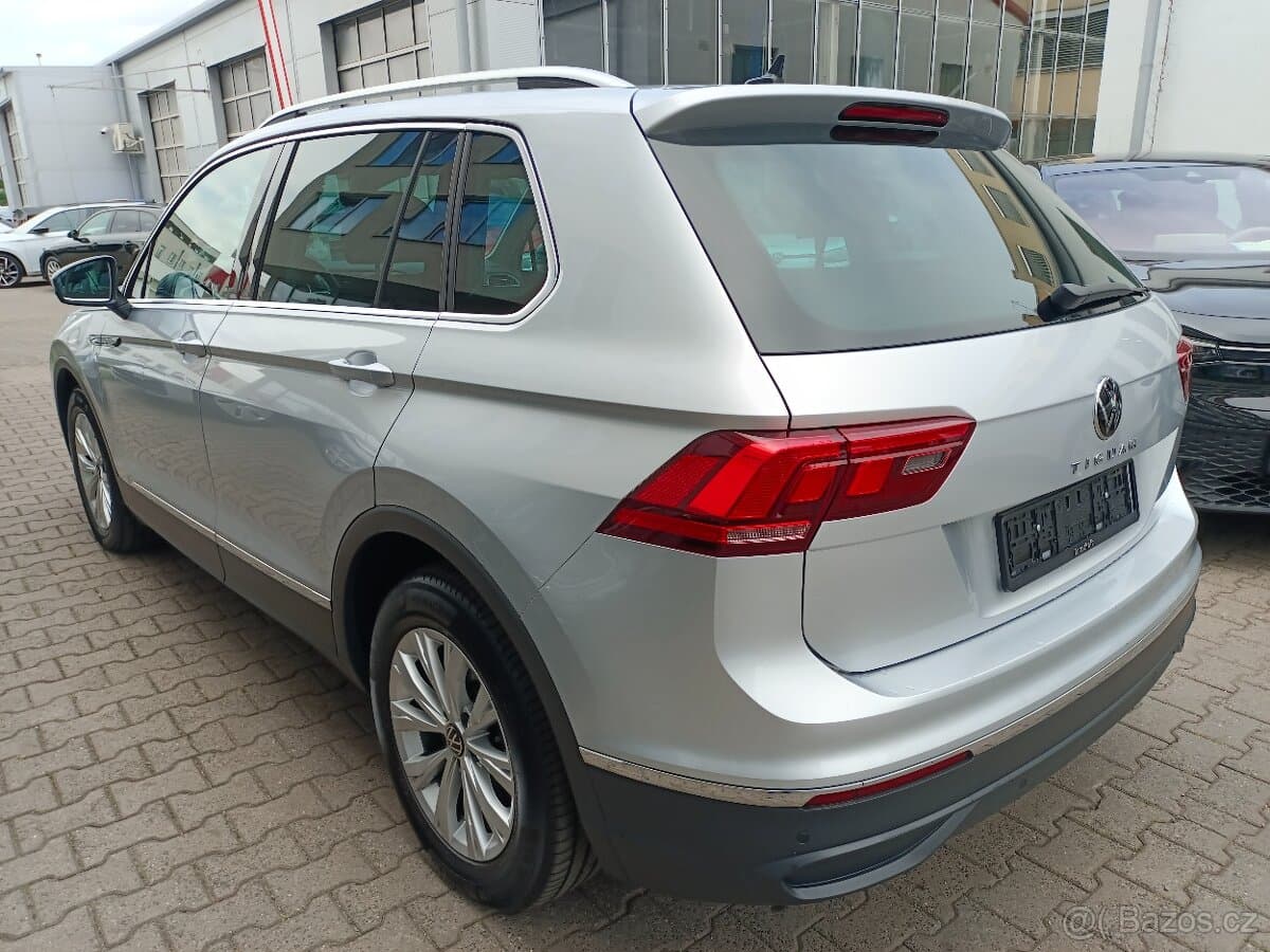 2022 Volkswagen TIGUAN - 4