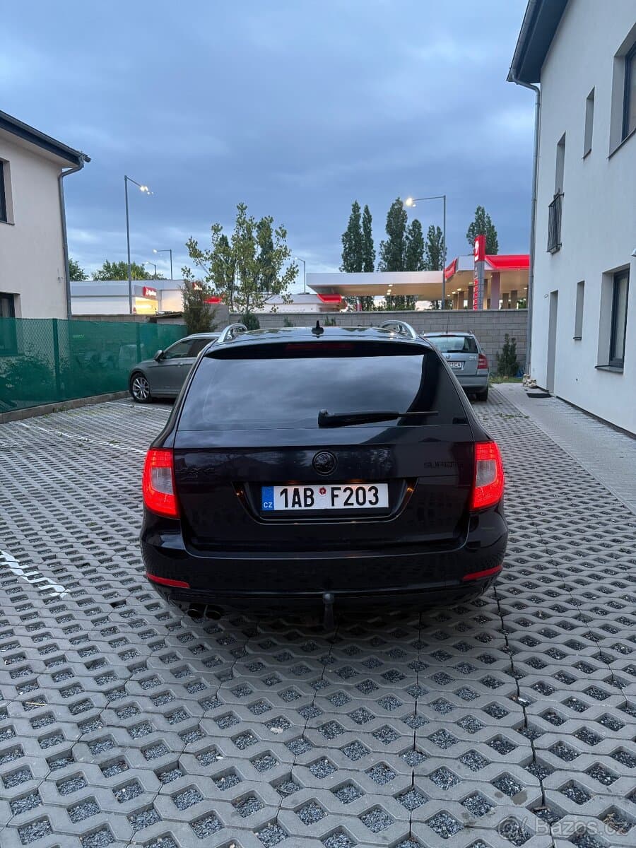 2010 Škoda SUPERB - 4