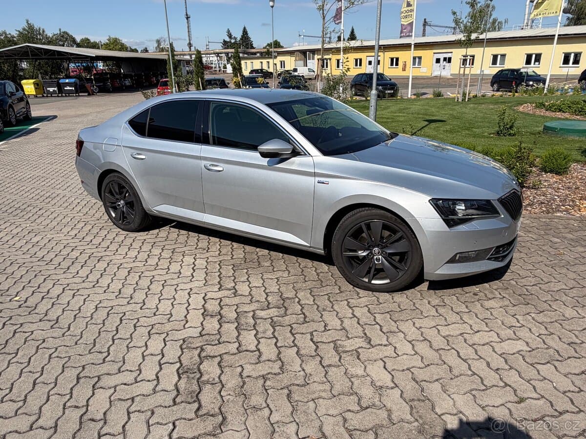 2019 Škoda SUPERB - 4