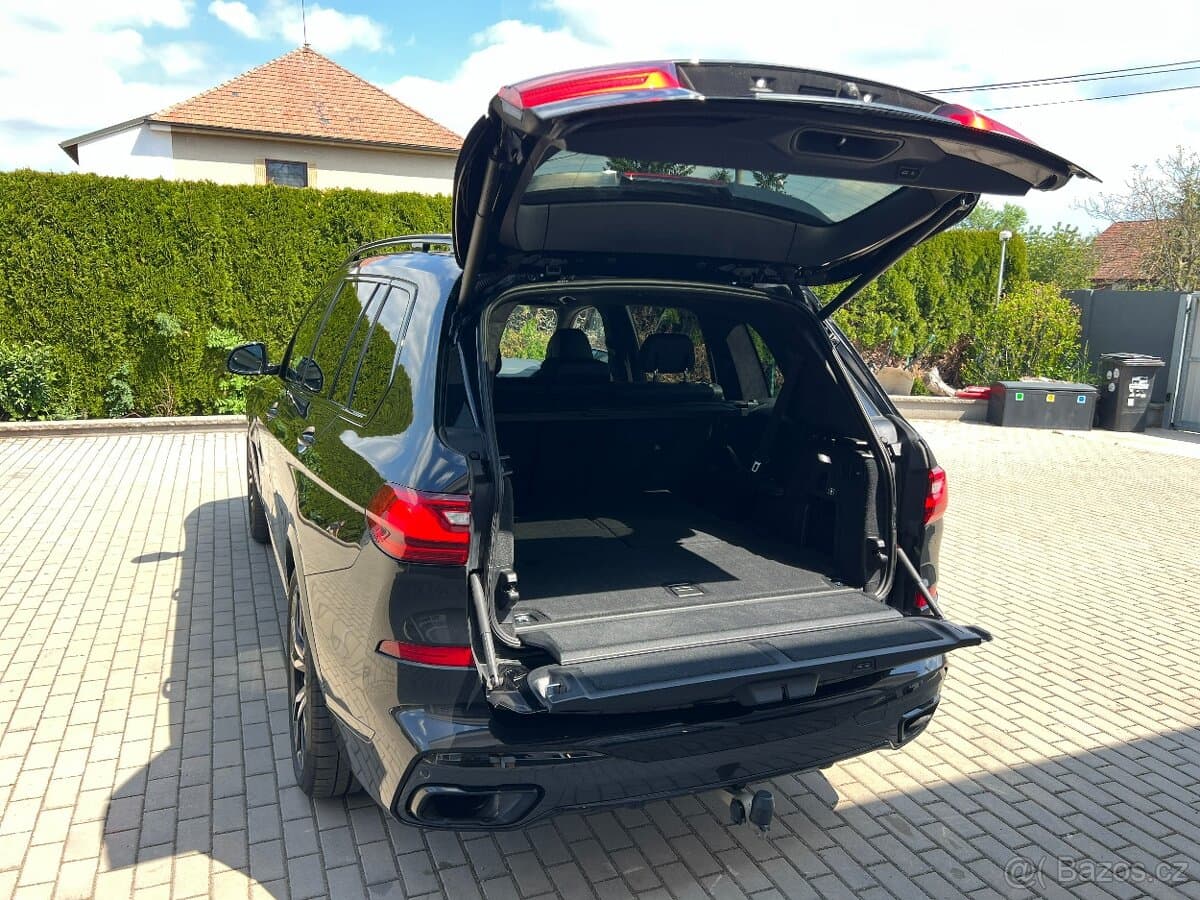 2021 BMW X7 - 4