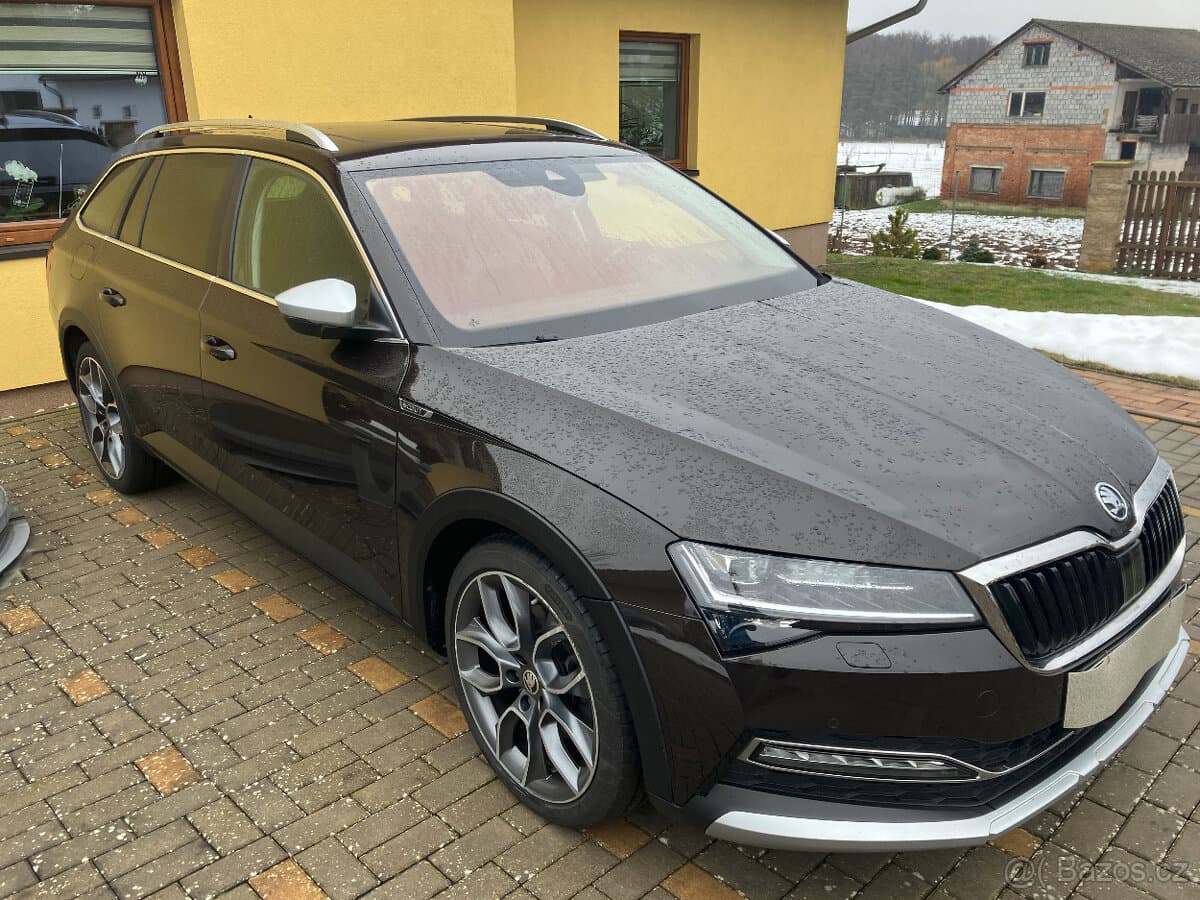 2020 Škoda SUPERB - 4
