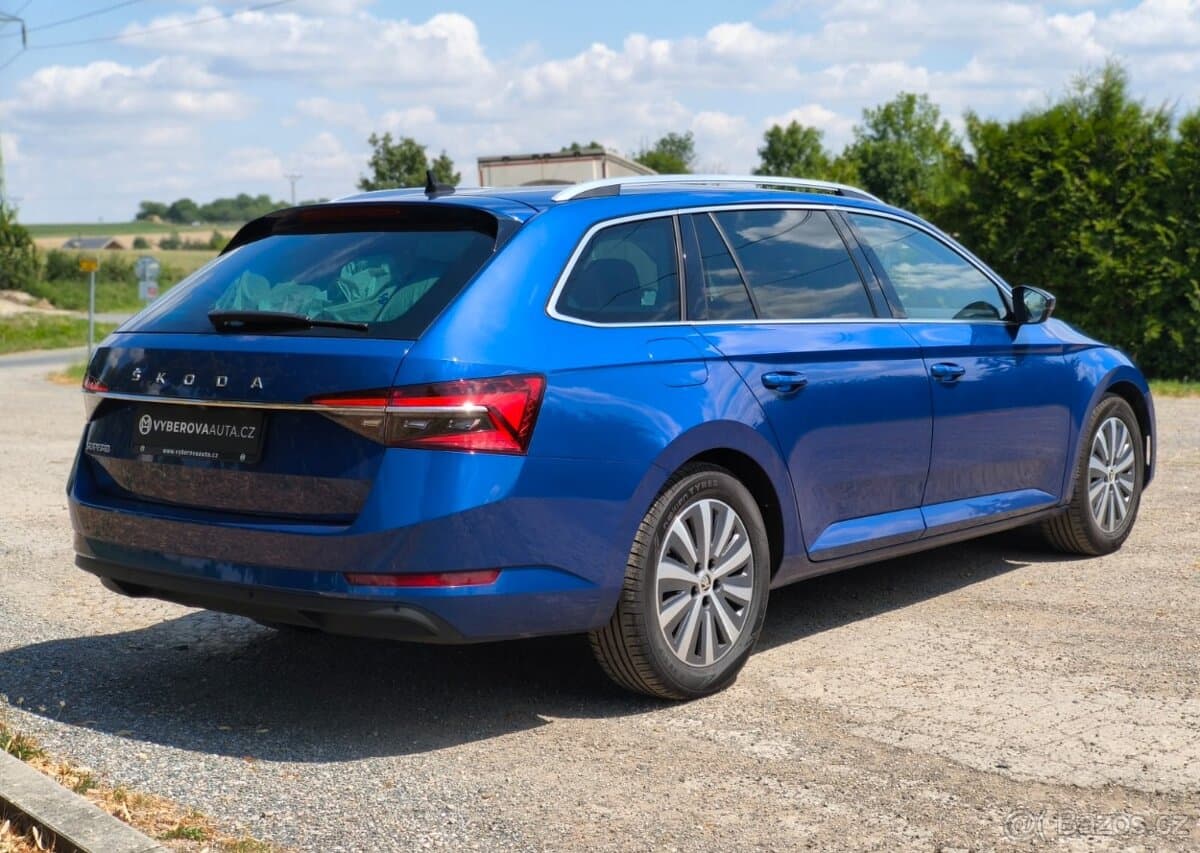 2021 Škoda SUPERB - 4