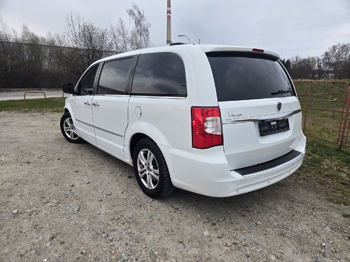 2014 Lancia VOYAGER - 4