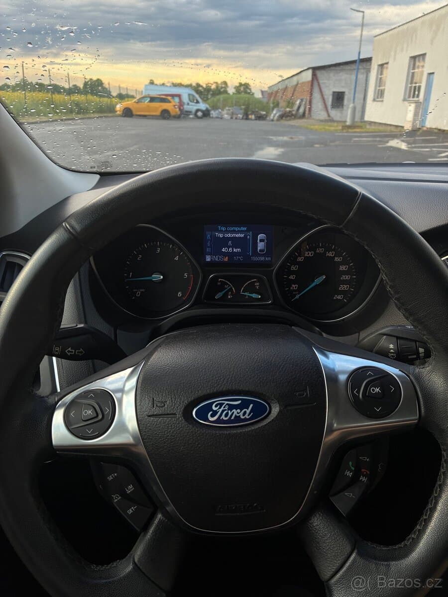 2012 Ford FOCUS - 4