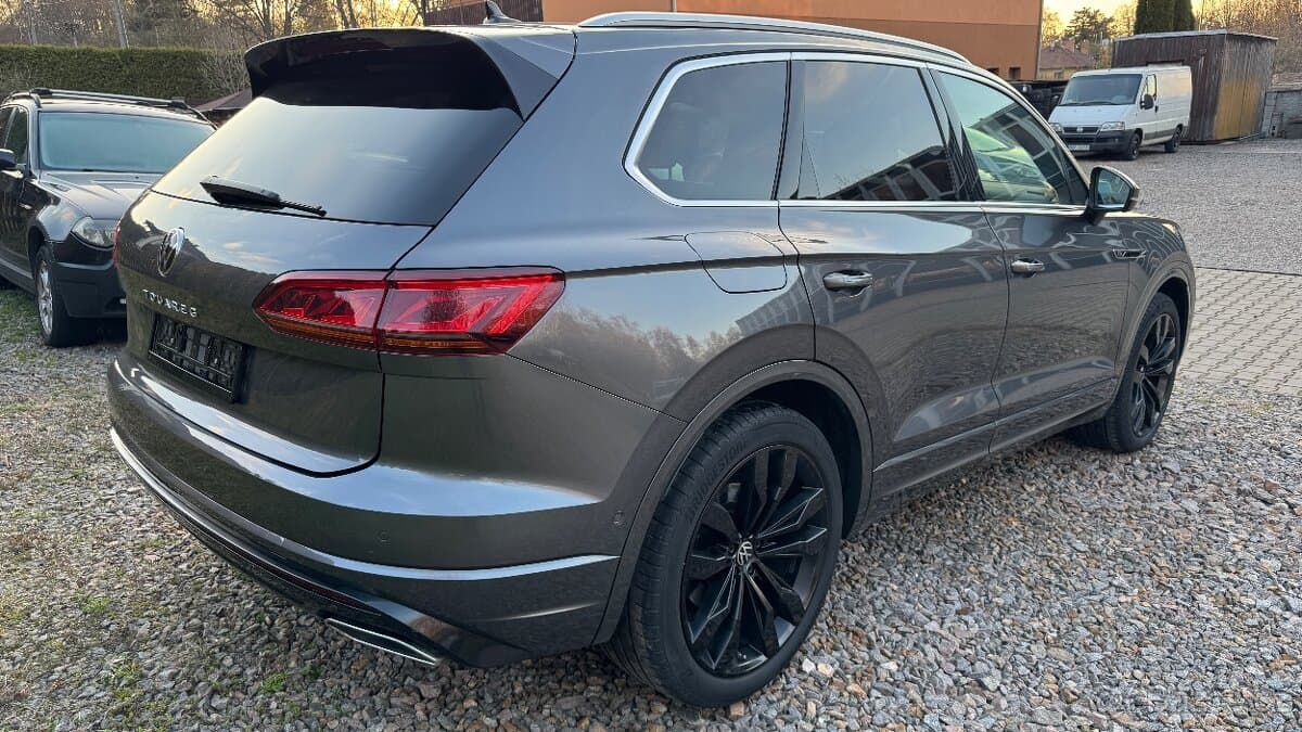 2023 Volkswagen TOUAREG - 4