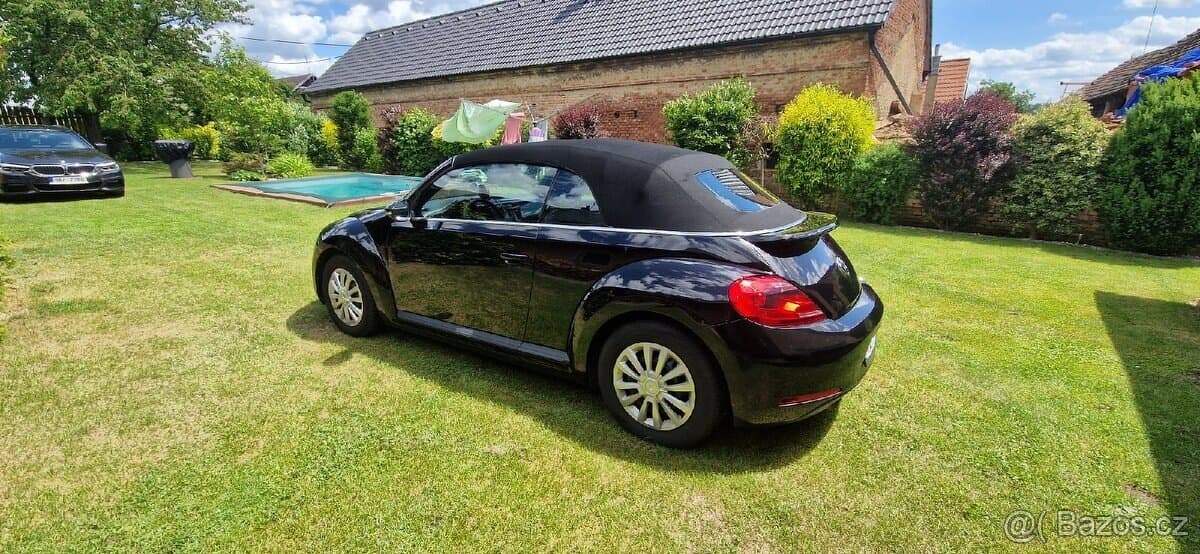 2016 Volkswagen BEETLE - 4
