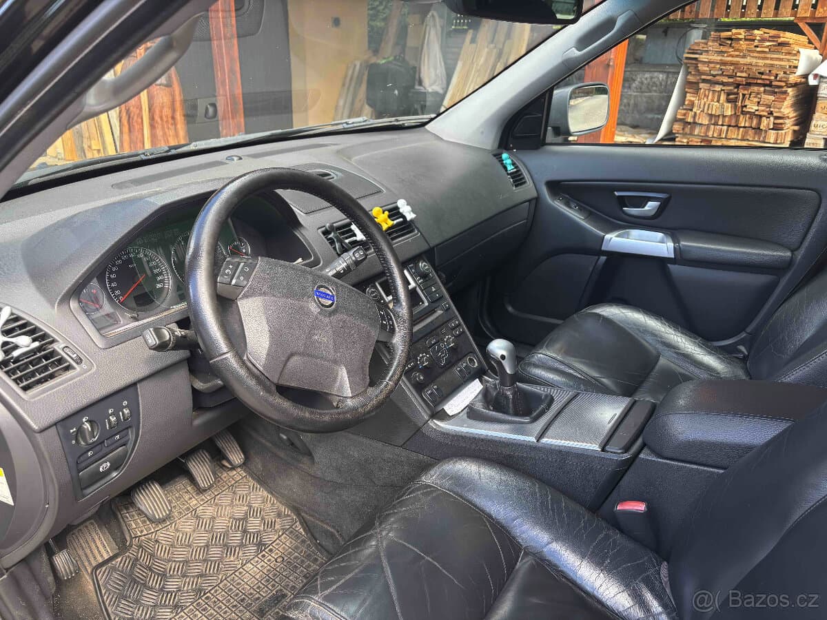 2005 Volvo XC90 - 4
