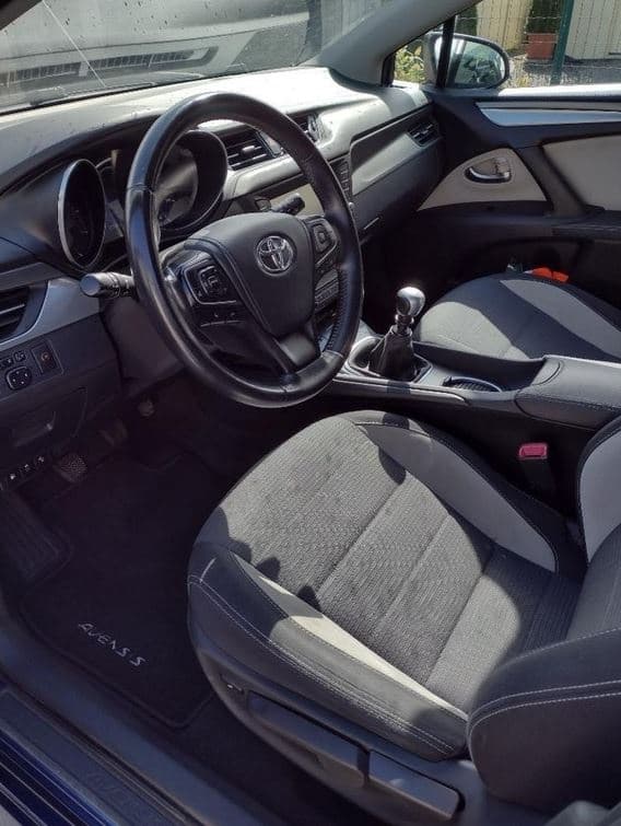 Toyota AVENSIS - 4