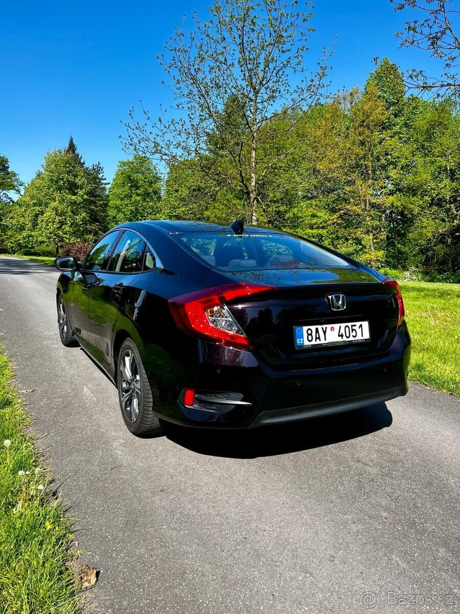 2021 Honda CIVIC - 4
