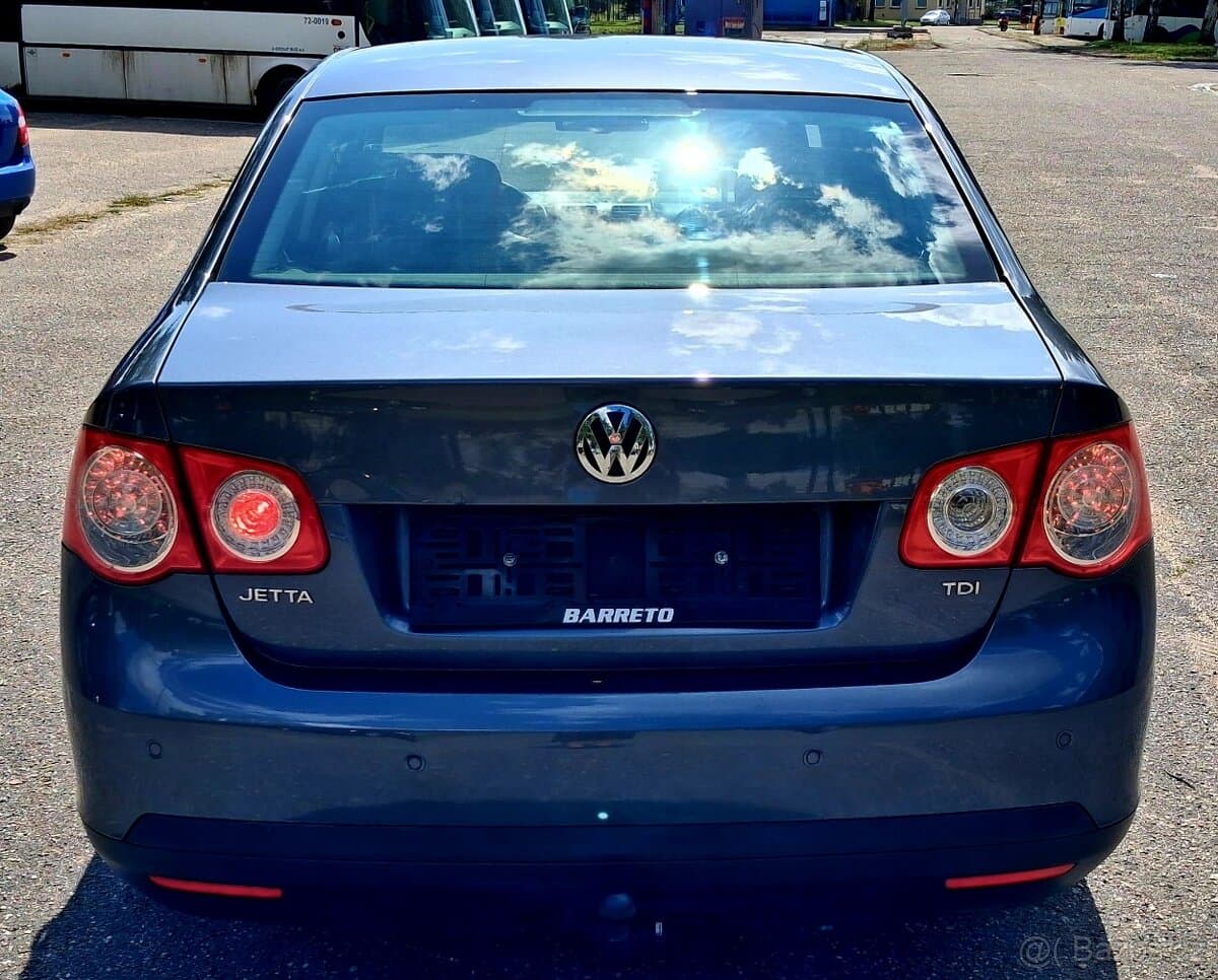 2009 Volkswagen JETTA - 4