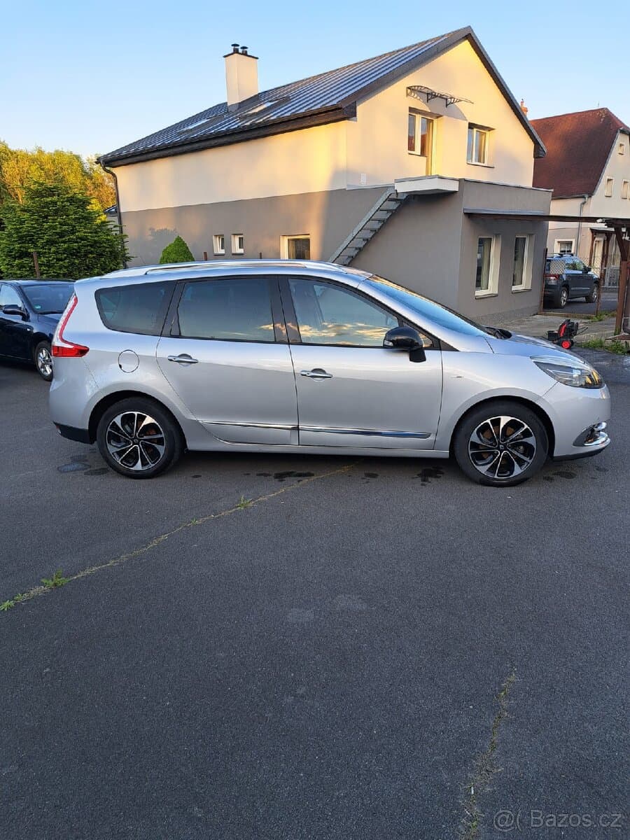 2015 Renault SCENIC - 4