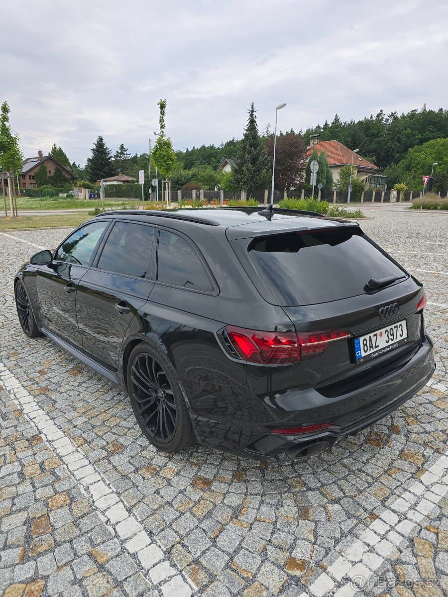 2021 Audi RS4 - 4