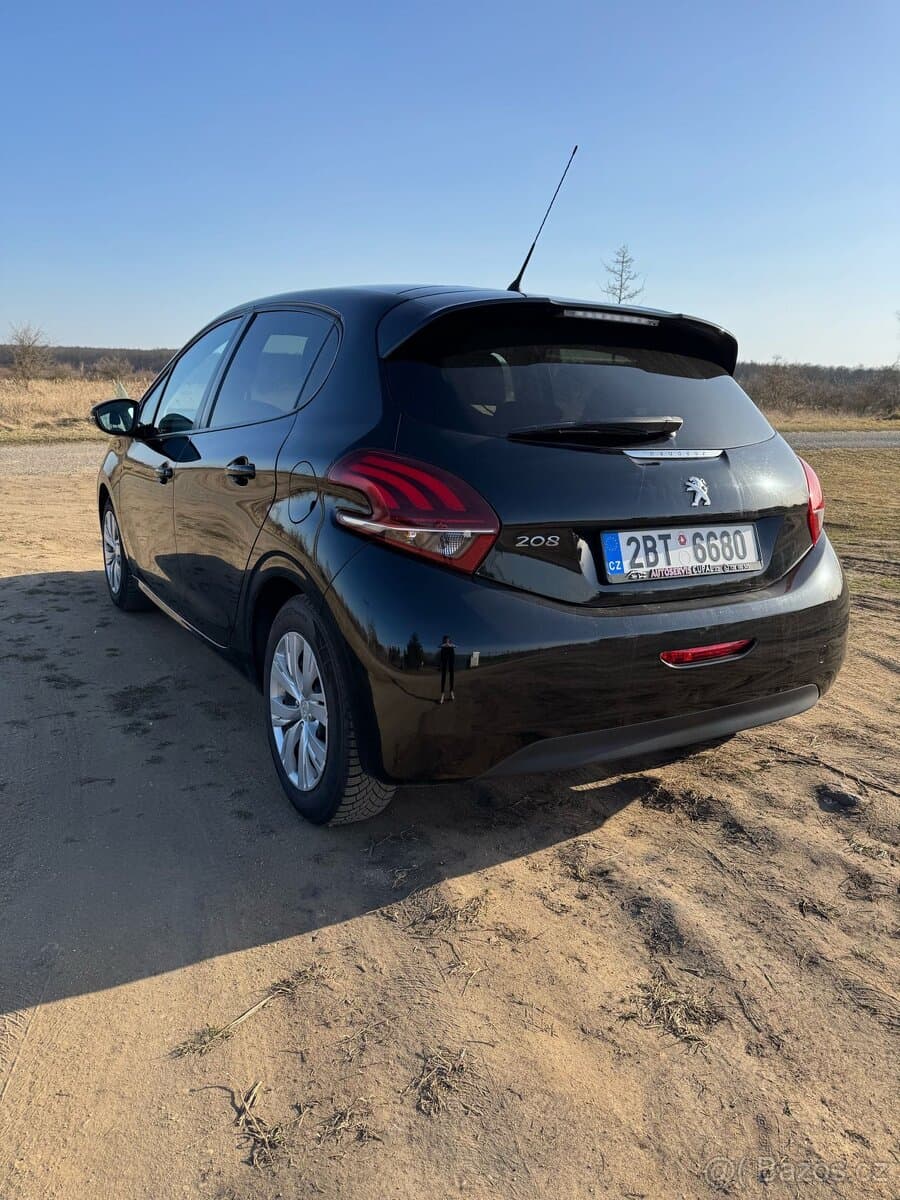 2017 Peugeot 208 - 4