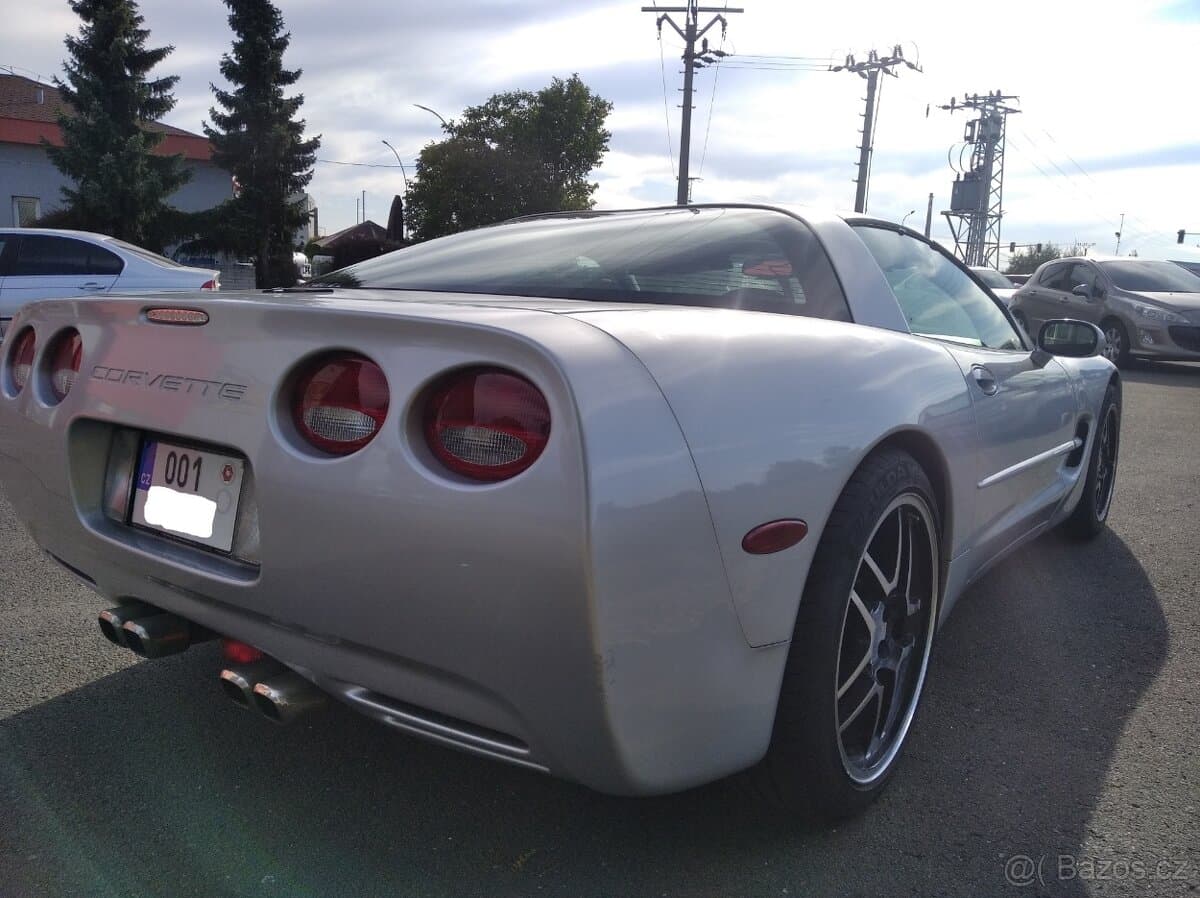 2001 Chevrolet CORVETTE - 4