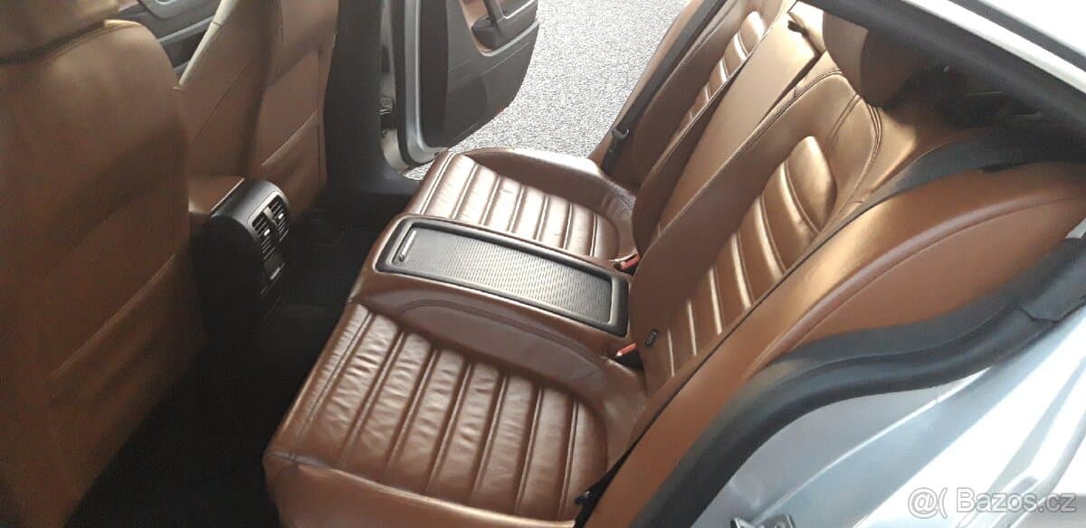 2008 Volkswagen PASSAT CC - 4
