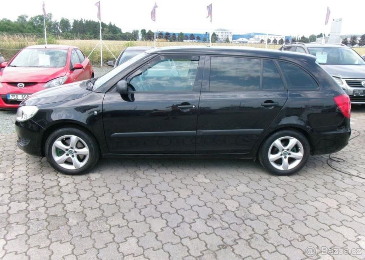 2011 Škoda FABIA - 4