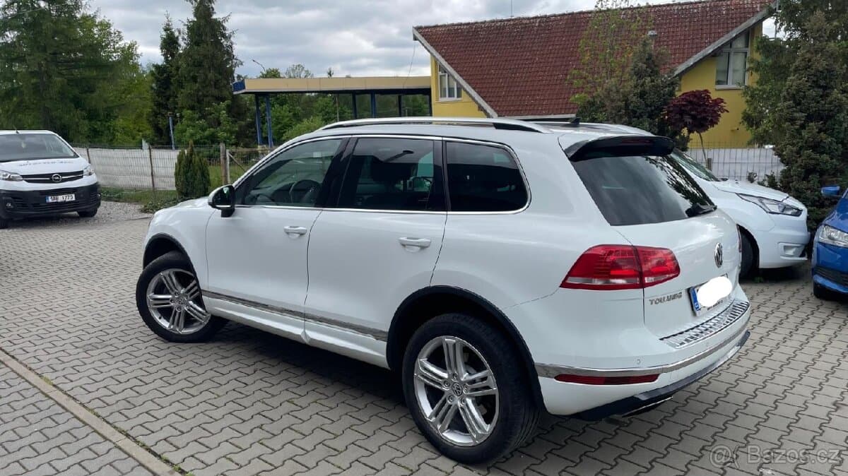 2016 Volkswagen TOUAREG - 4