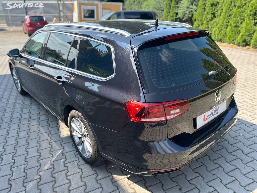 2022 Volkswagen PASSAT - 4