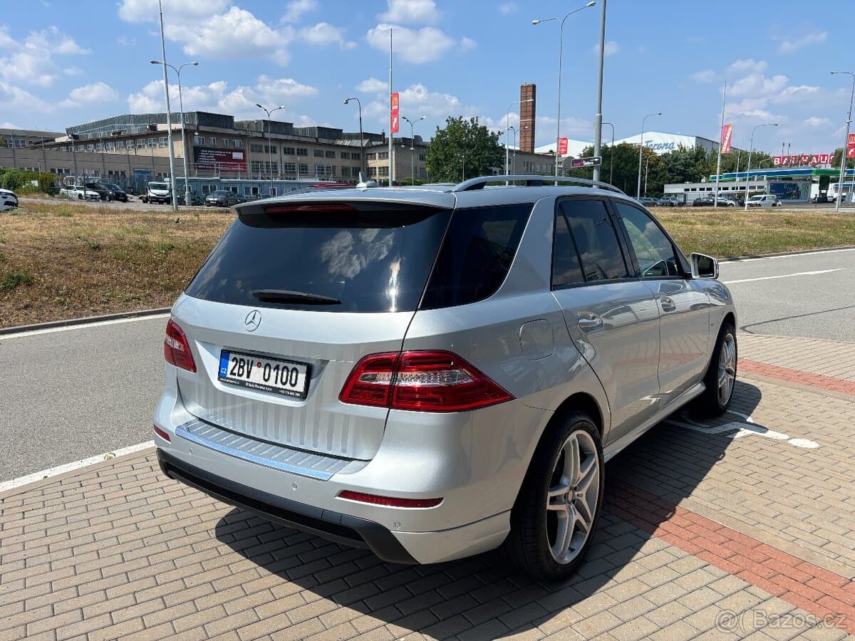 2012 Mercedes-Benz M-CLASS - 4