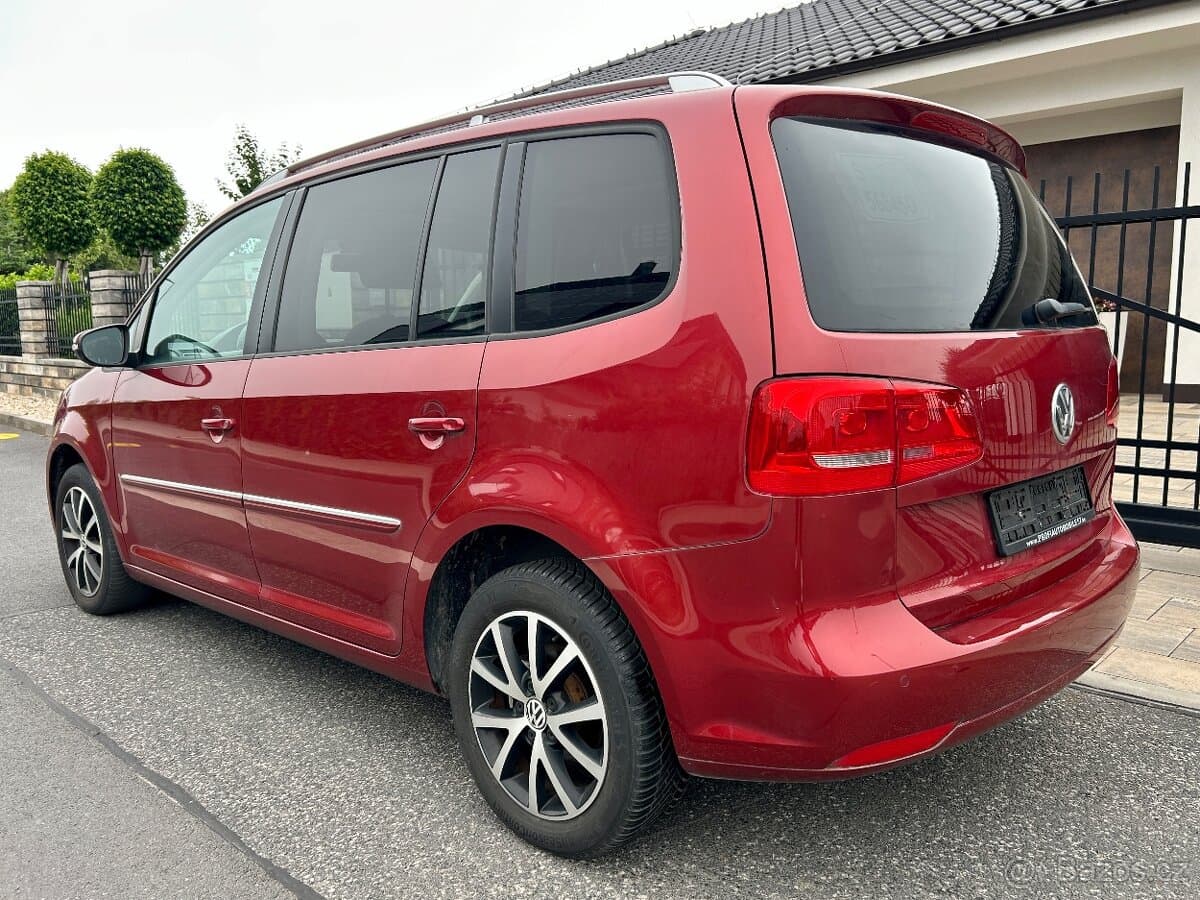 2010 Volkswagen TOURAN - 4
