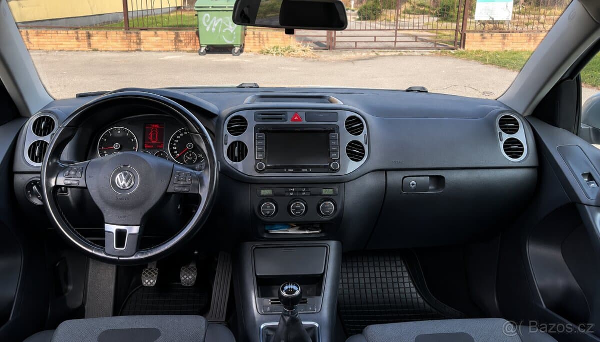Volkswagen TIGUAN - 4