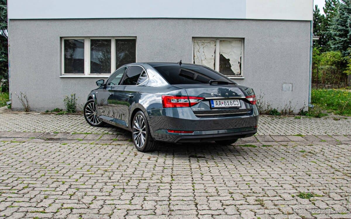 2019 Škoda SUPERB - 4