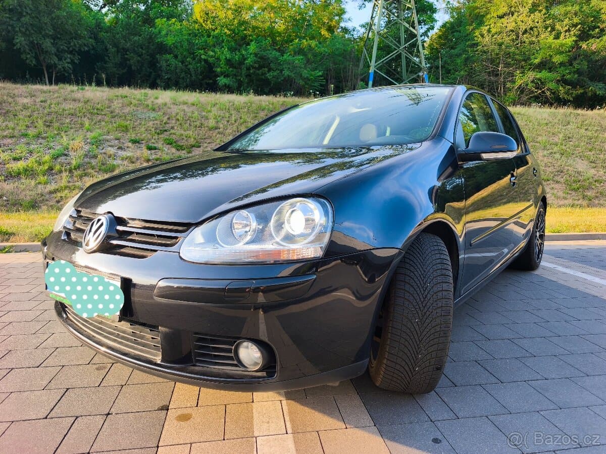Volkswagen GOLF - 4