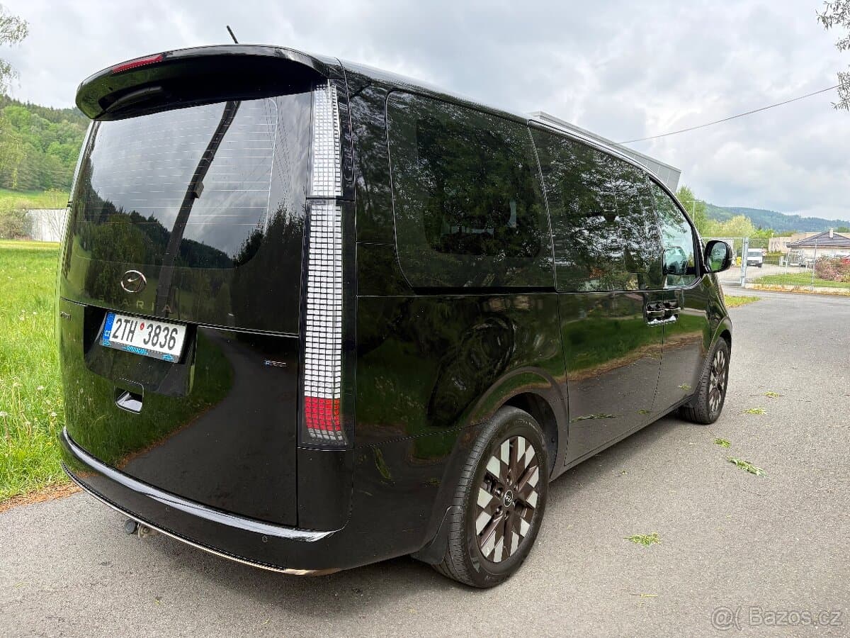 2022 Hyundai STARIA - 4