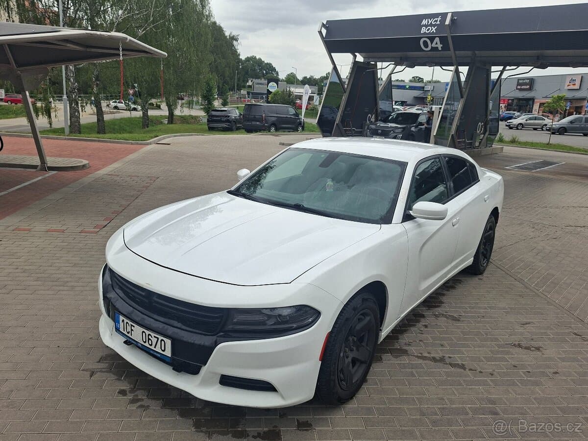 2016 Dodge CHARGER - 4