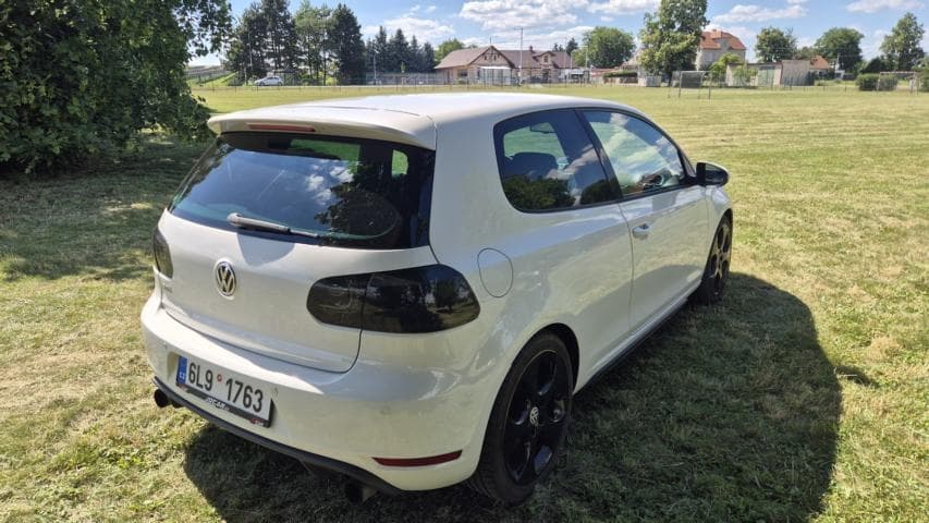 2010 Volkswagen GOLF - 4