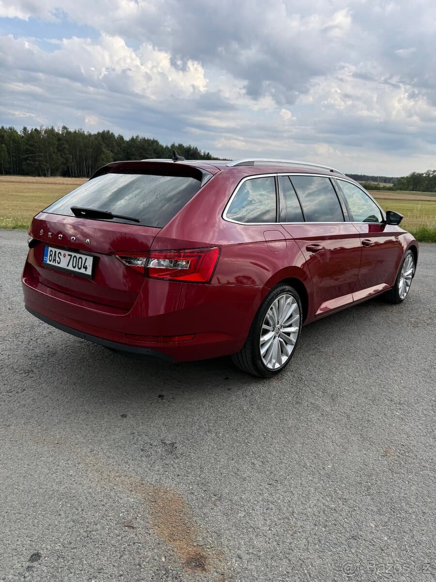2021 Škoda SUPERB - 4