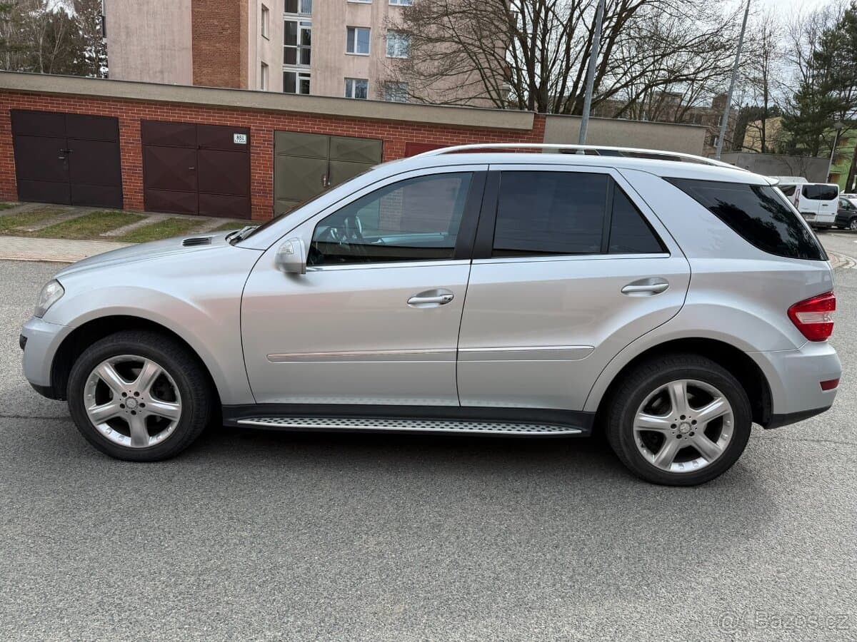 2010 Mercedes-Benz M-CLASS - 4