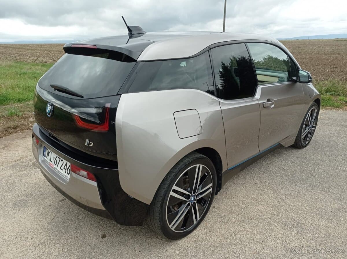 2017 BMW i3 - 4