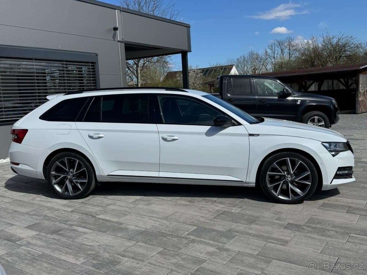 2023 Škoda SUPERB - 4