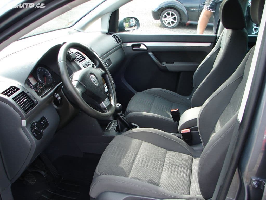 2008 Volkswagen TOURAN - 4