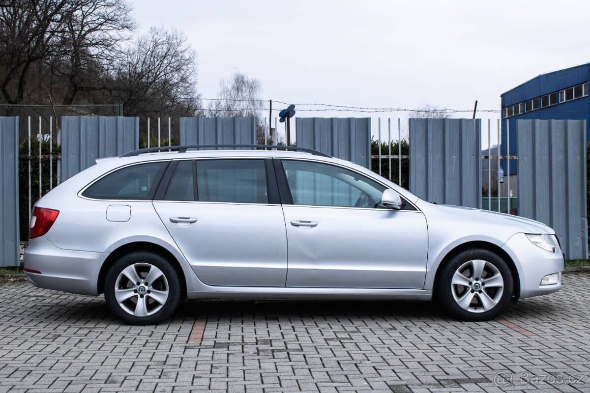 2012 Škoda SUPERB - 4