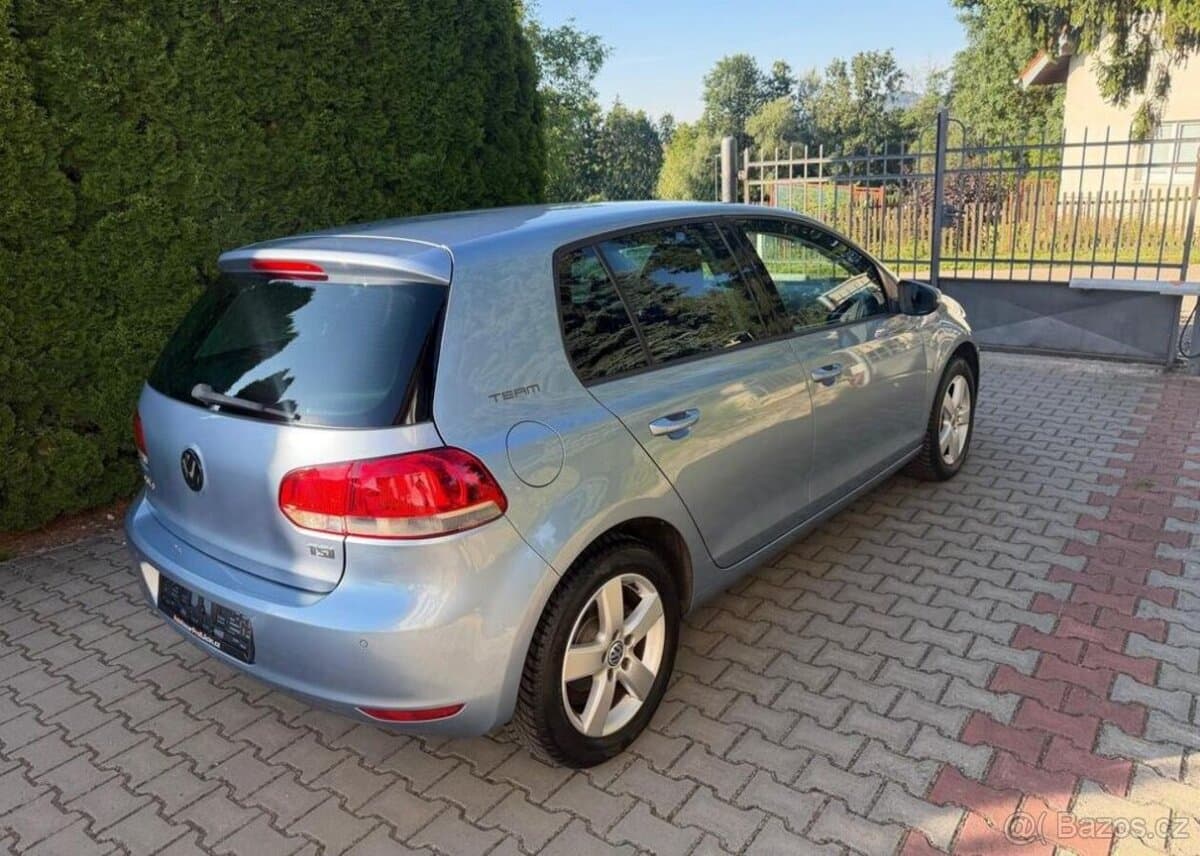 2010 Volkswagen GOLF - 4