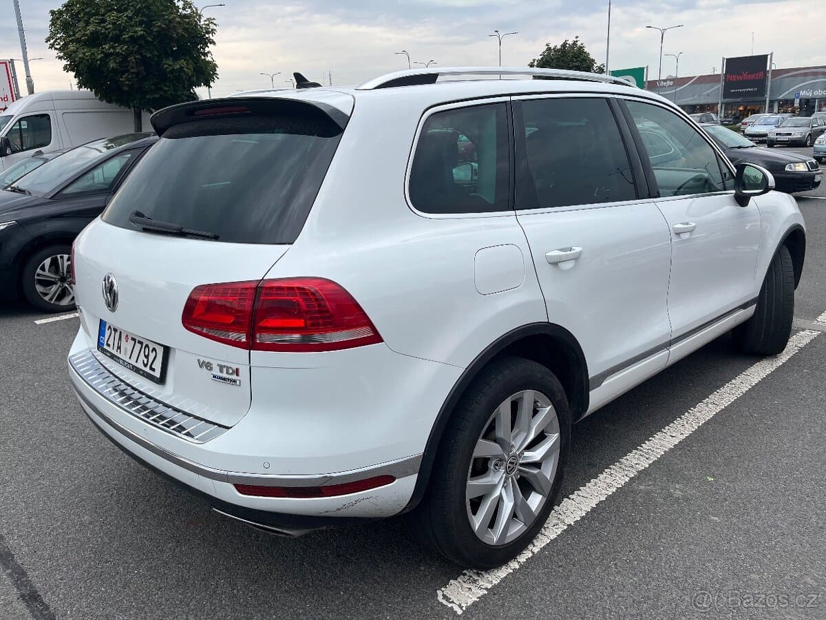 2014 Volkswagen TOUAREG - 4